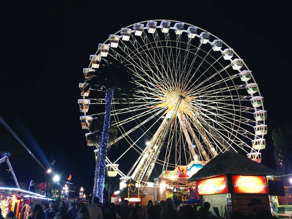 Village de Noël: Christmas Market in Nice, France | SWTliving